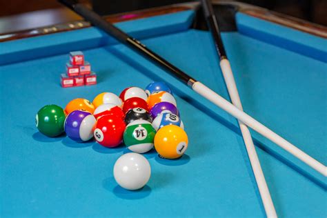 Click billiards - The world's #1 Pool game is FREE to play! Challenge your friends or take on the world! Win tournaments, trophies and exclusive cues! Become the best – play 8 Ball Pool now!
